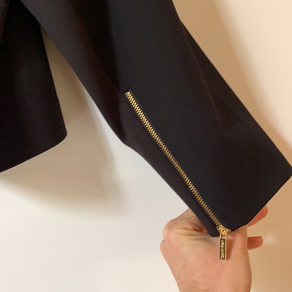 Calvin Klein Size 22W (US) Stretch Long-sleeve Jacket w/ Gold Hardware - Picture 7 of 13